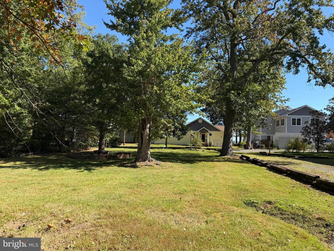 846 Walnut Avenue - Photo 1