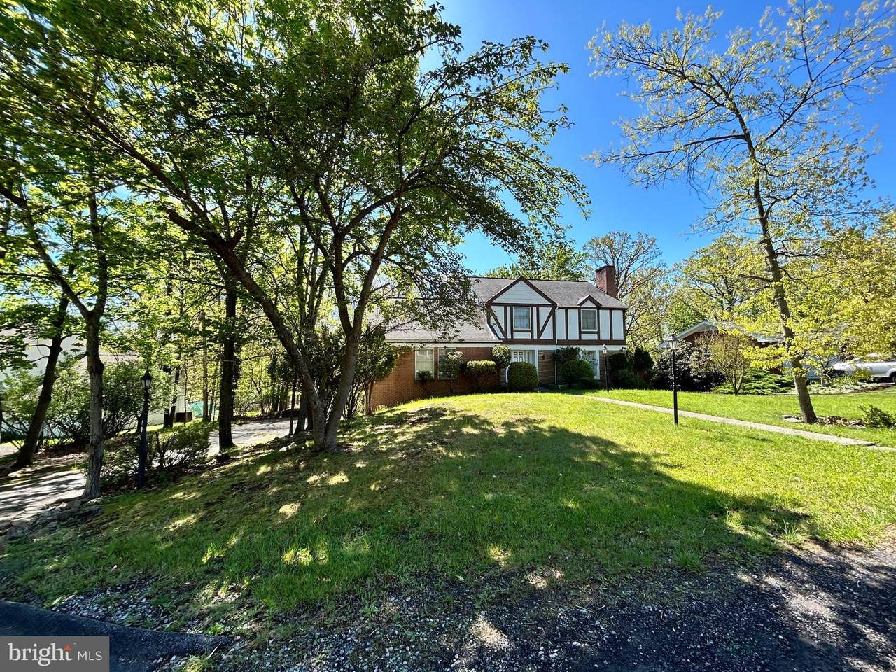 1048 Bishop Walsh Road - Photo 1