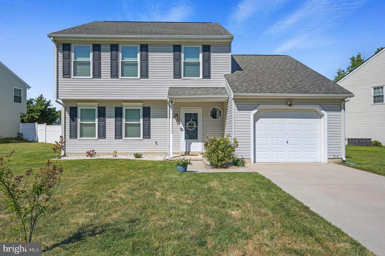 315 Wind Drive - Photo 1