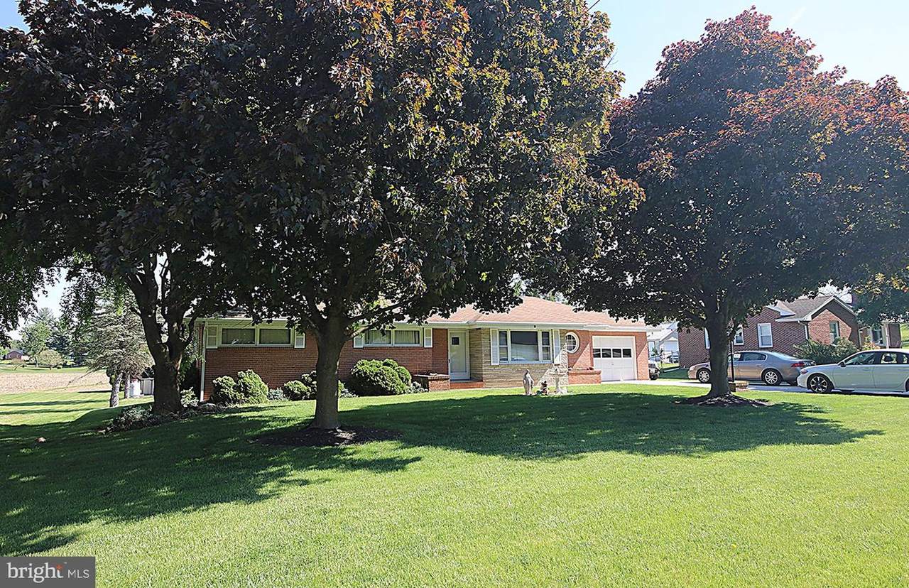 https://bt-photos.global.ssl.fastly.net/brightmls/1280_boomver_1_804872566644-2.jpg
