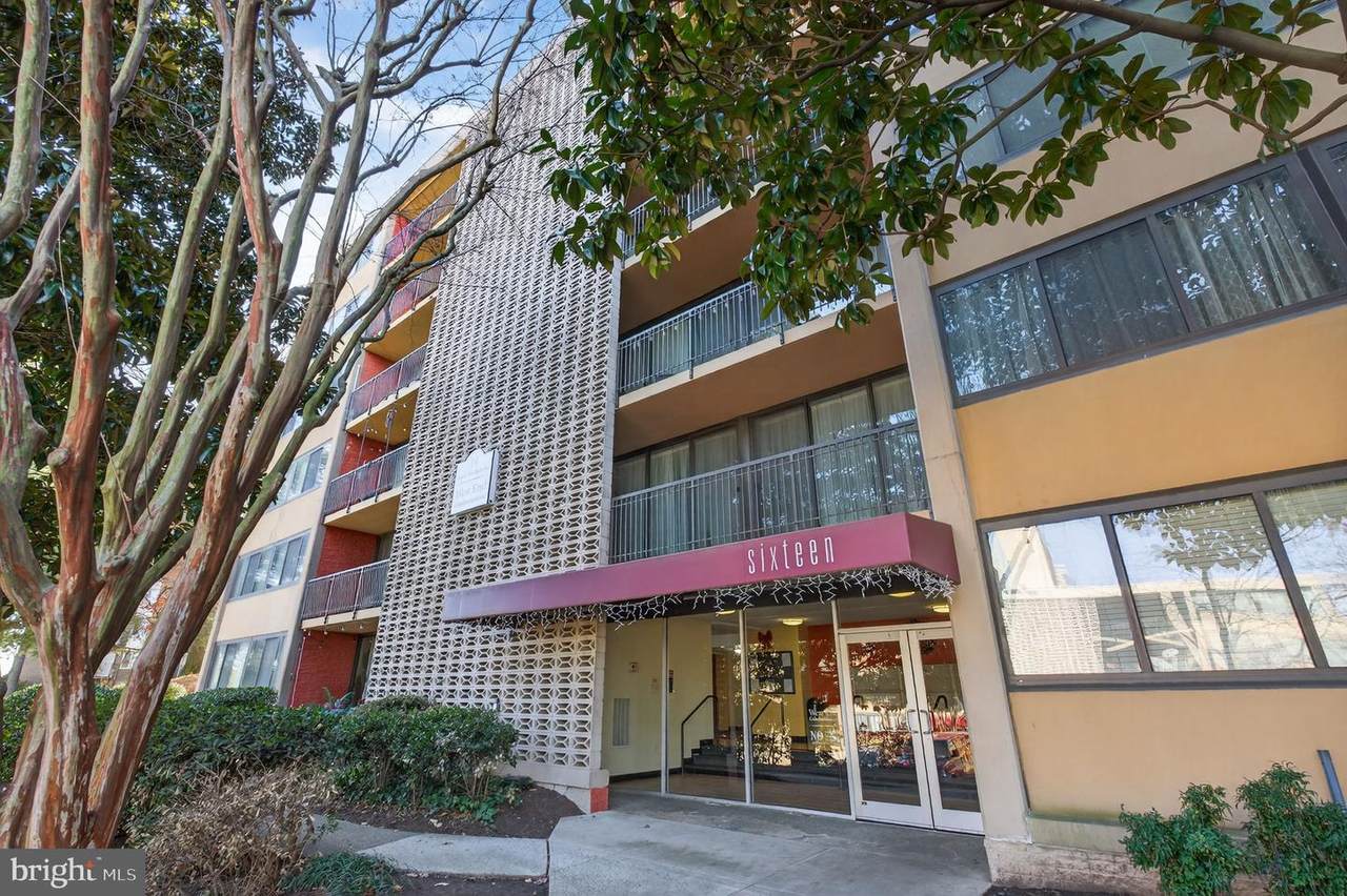 16 Van Dorn Street - Photo 1