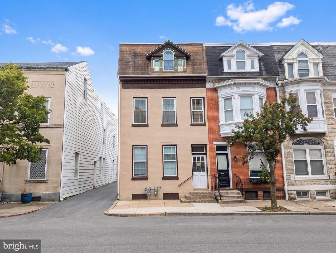 820 Market Street - Photo 1