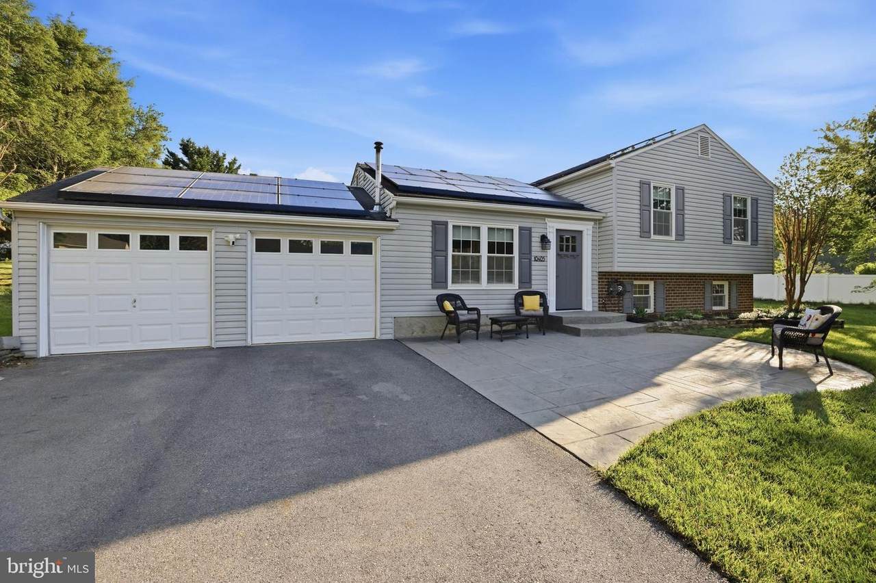 10405 Carlyn Ridge Road - Photo 1