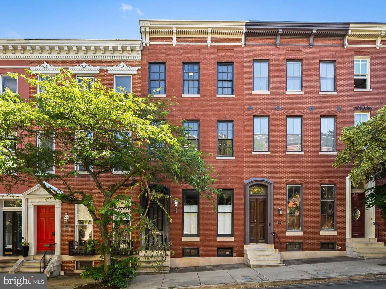 1427 Bolton Street - Photo 1