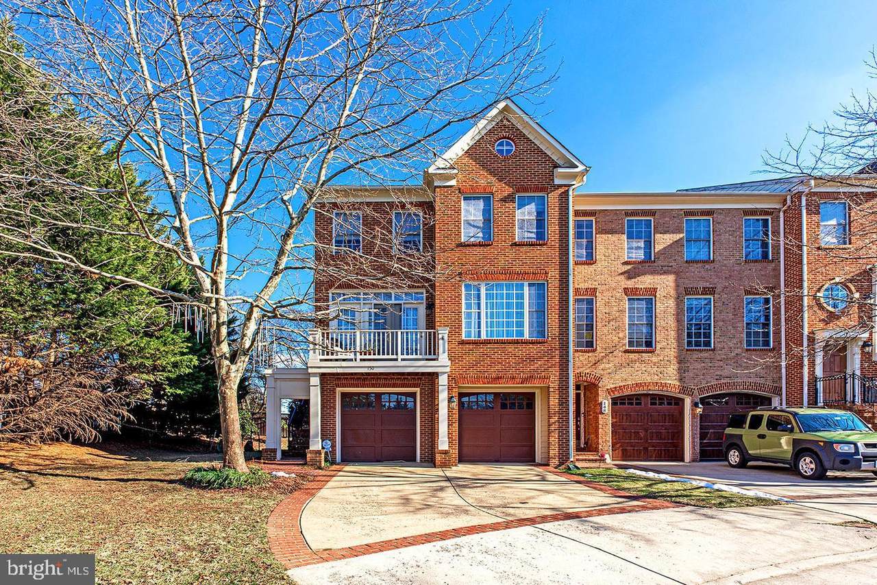 150 Herndon Mills Circle - Photo 1