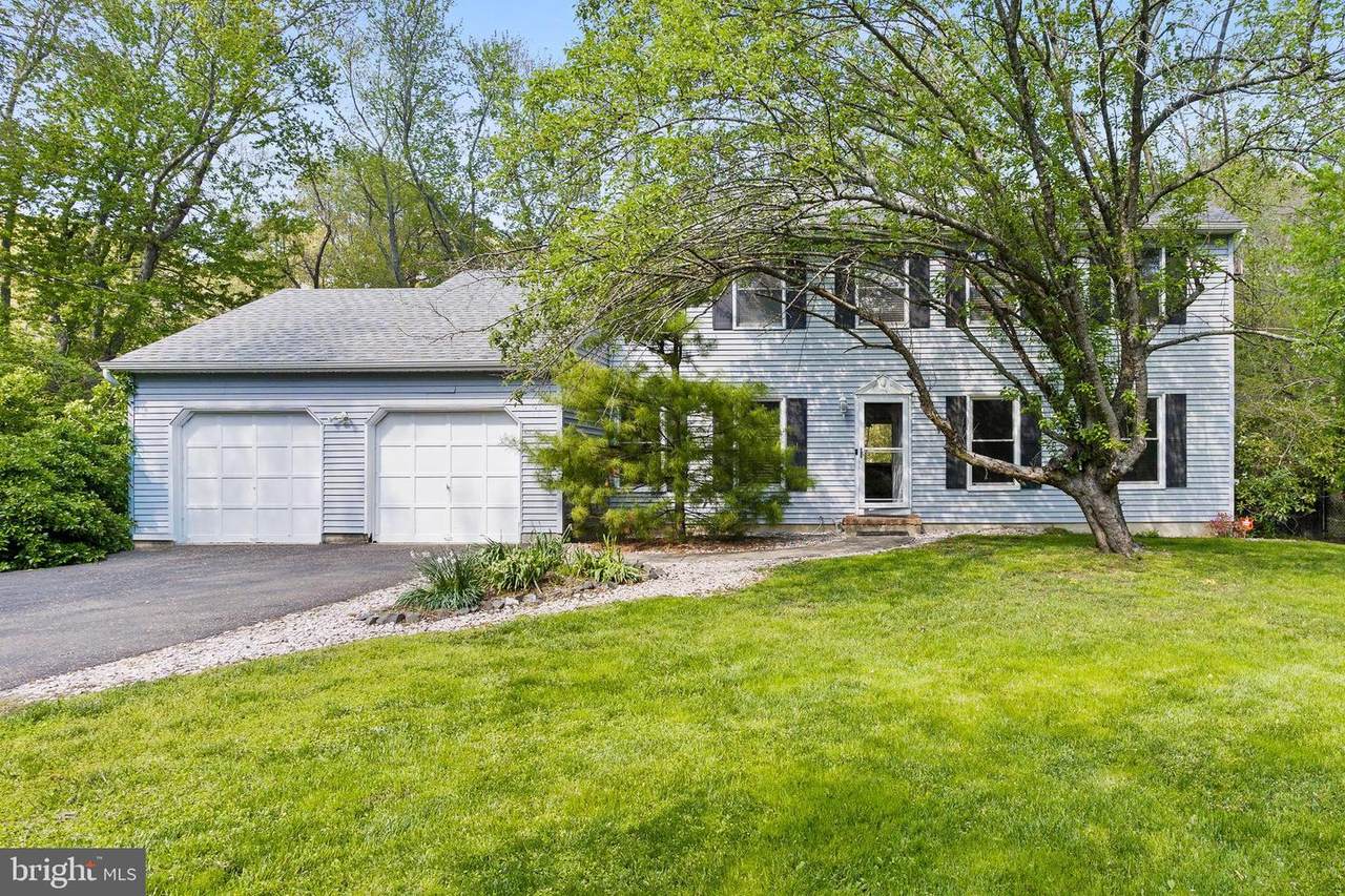 251 Locust Avenue - Photo 1