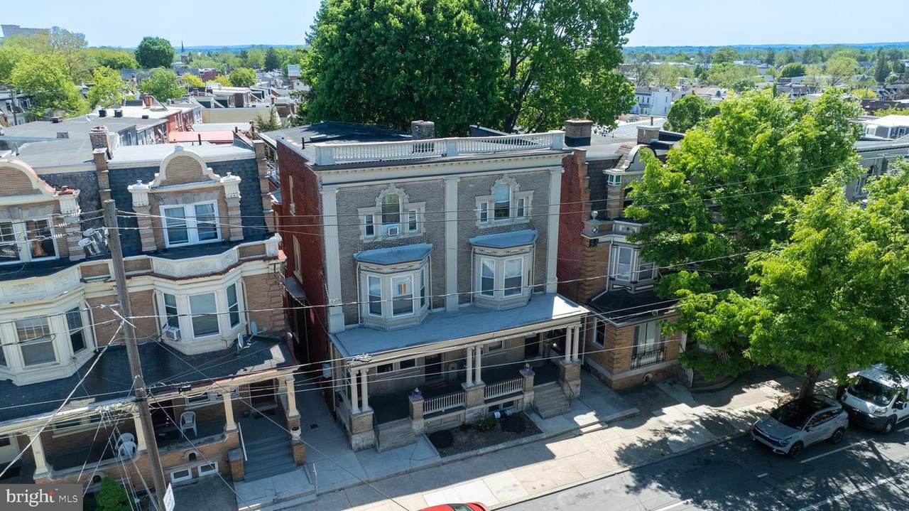 135- 137 College Avenue - Photo 1