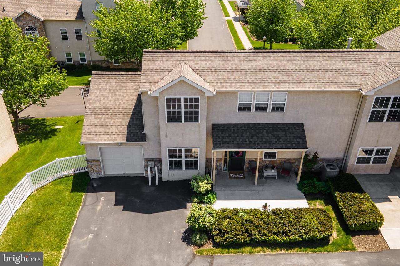 58 Stuart Drive - Photo 1