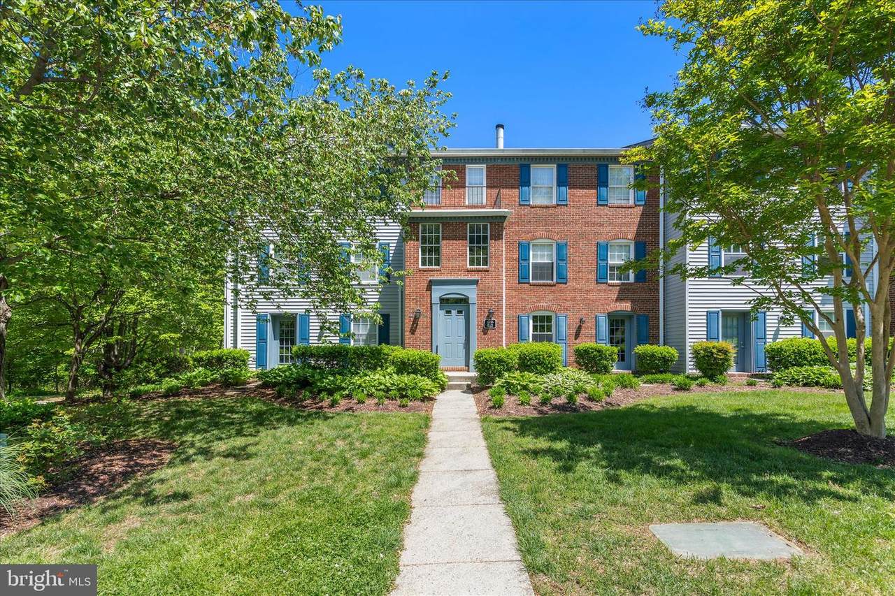 604 Newbridge Court - Photo 1