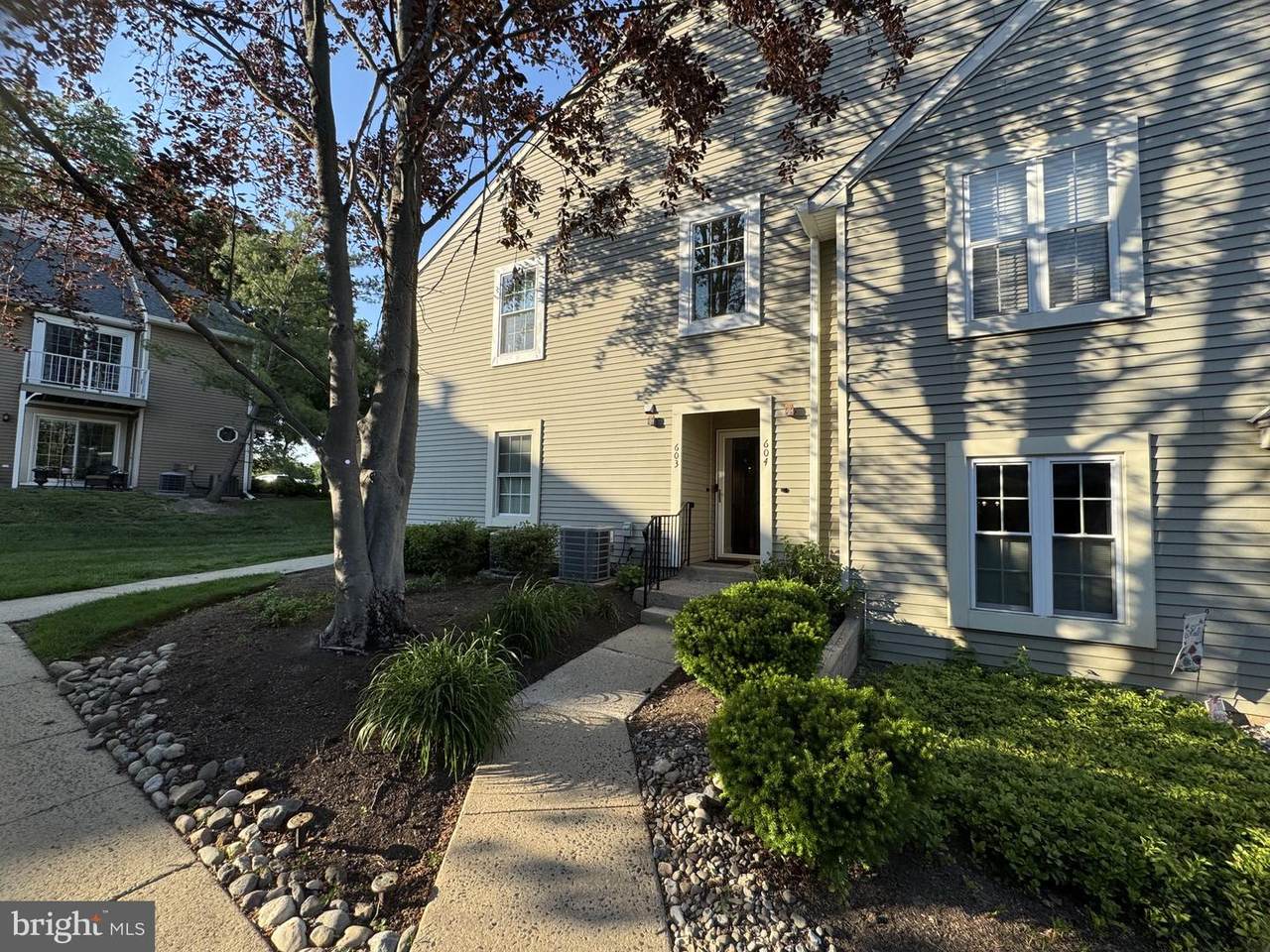 604 Society Place - Photo 1
