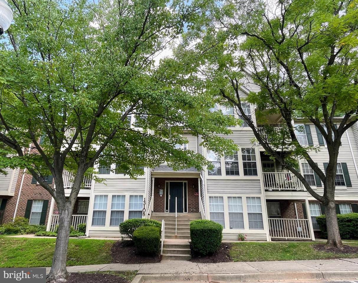 13108 Briarcliff Terrace - Photo 1