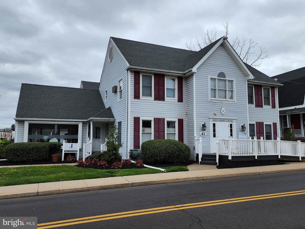 41 Byberry Road - Photo 1