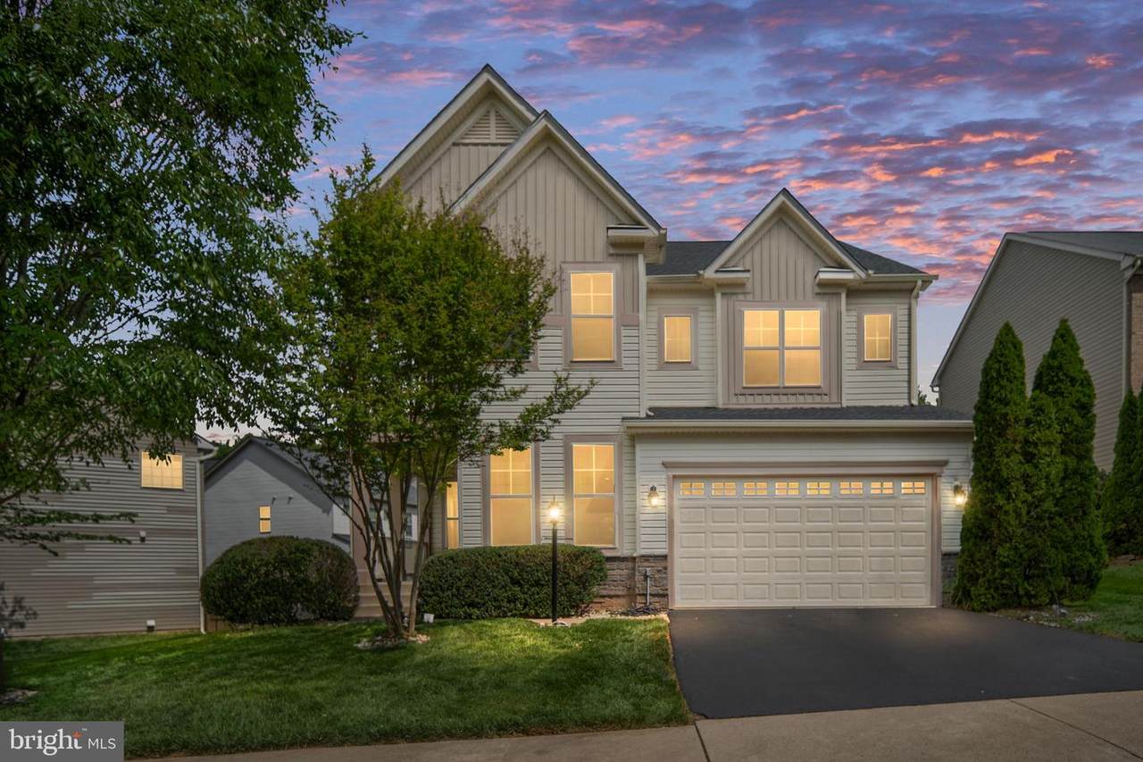 5657 Liberty Manor Circle - Photo 1