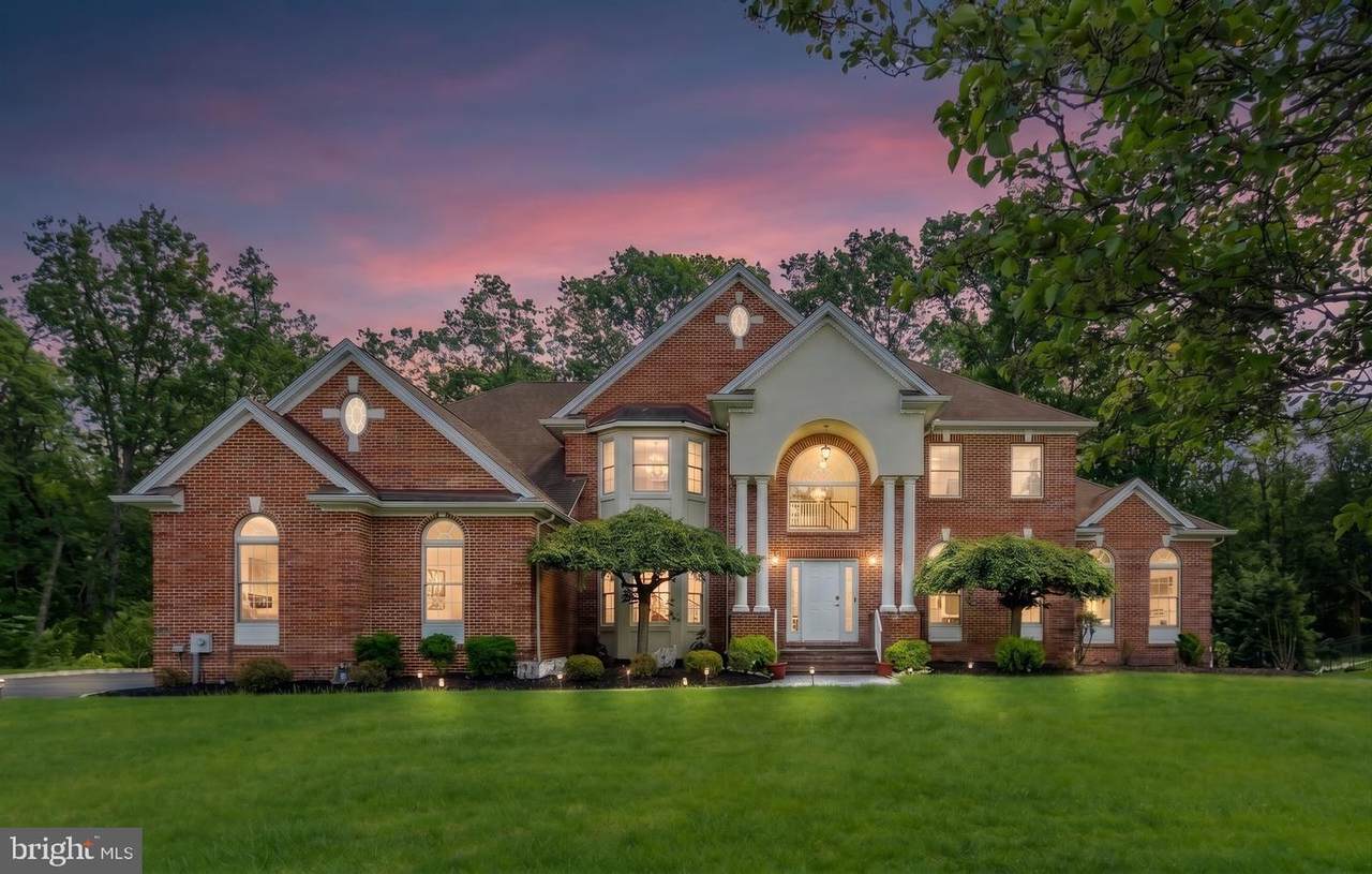13 Schindler Lane - Photo 1