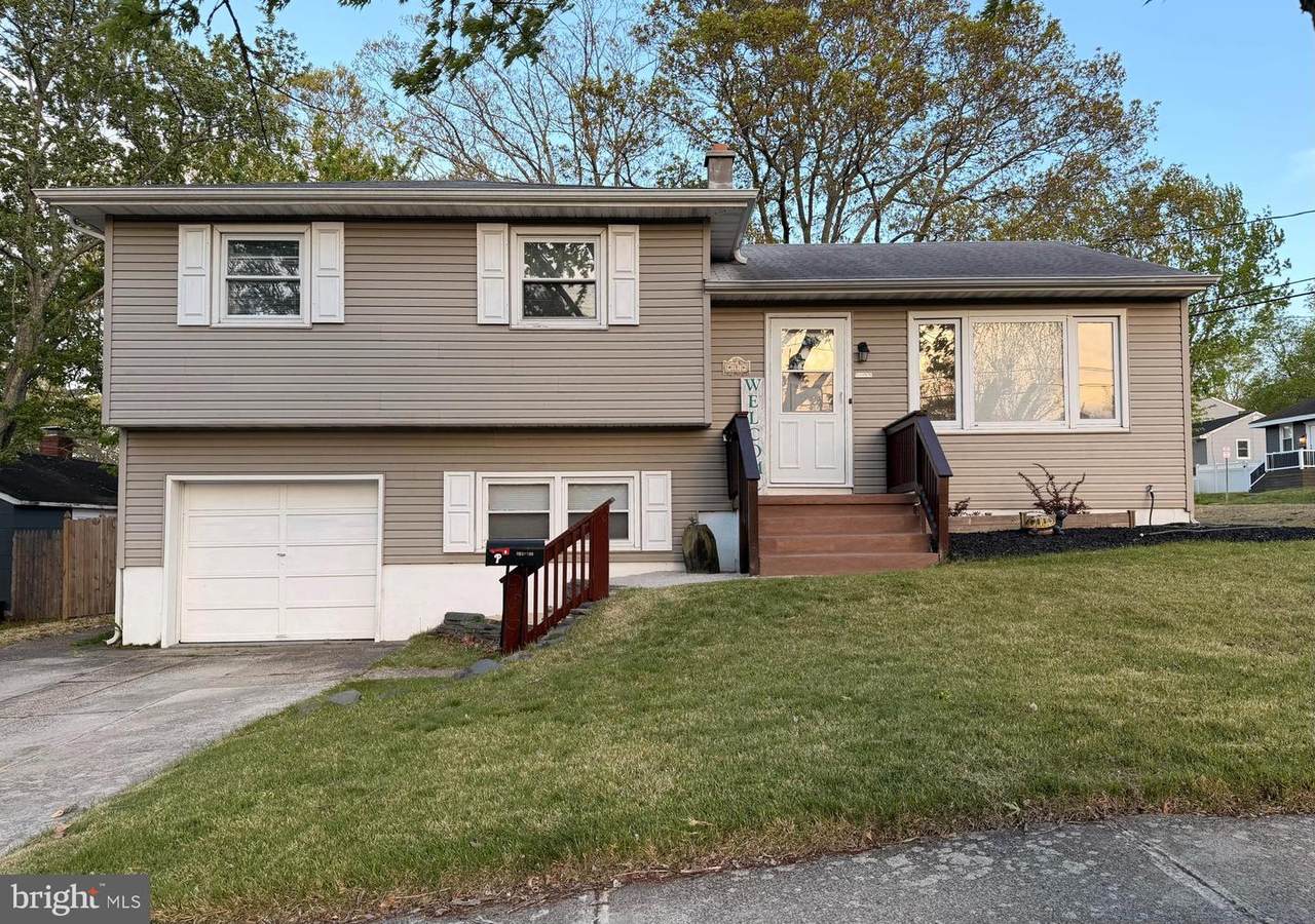 1 Nassau Road - Photo 1