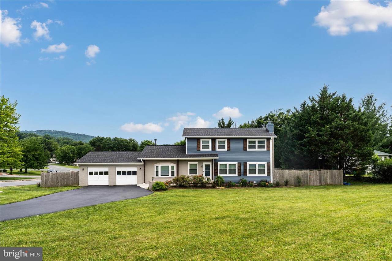 301 Lanafield Drive - Photo 1