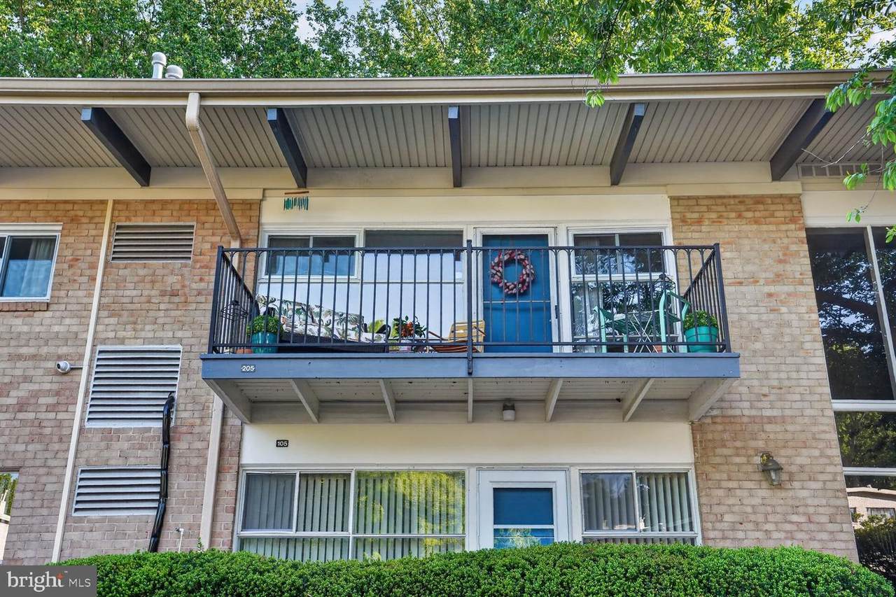 4927 Americana Drive - Photo 1
