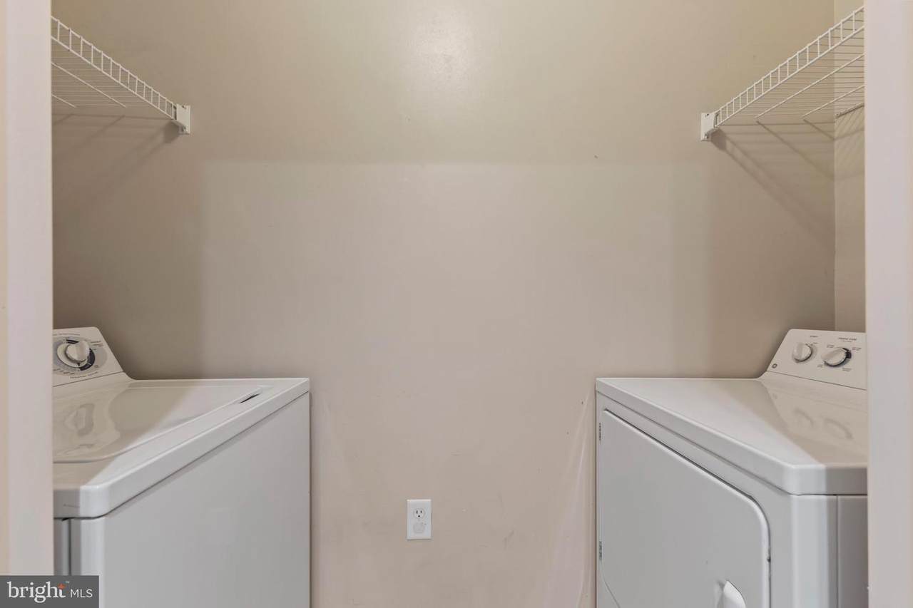 https://bt-photos.global.ssl.fastly.net/brightmls/1280_boomver_1_804883944042-2.jpg