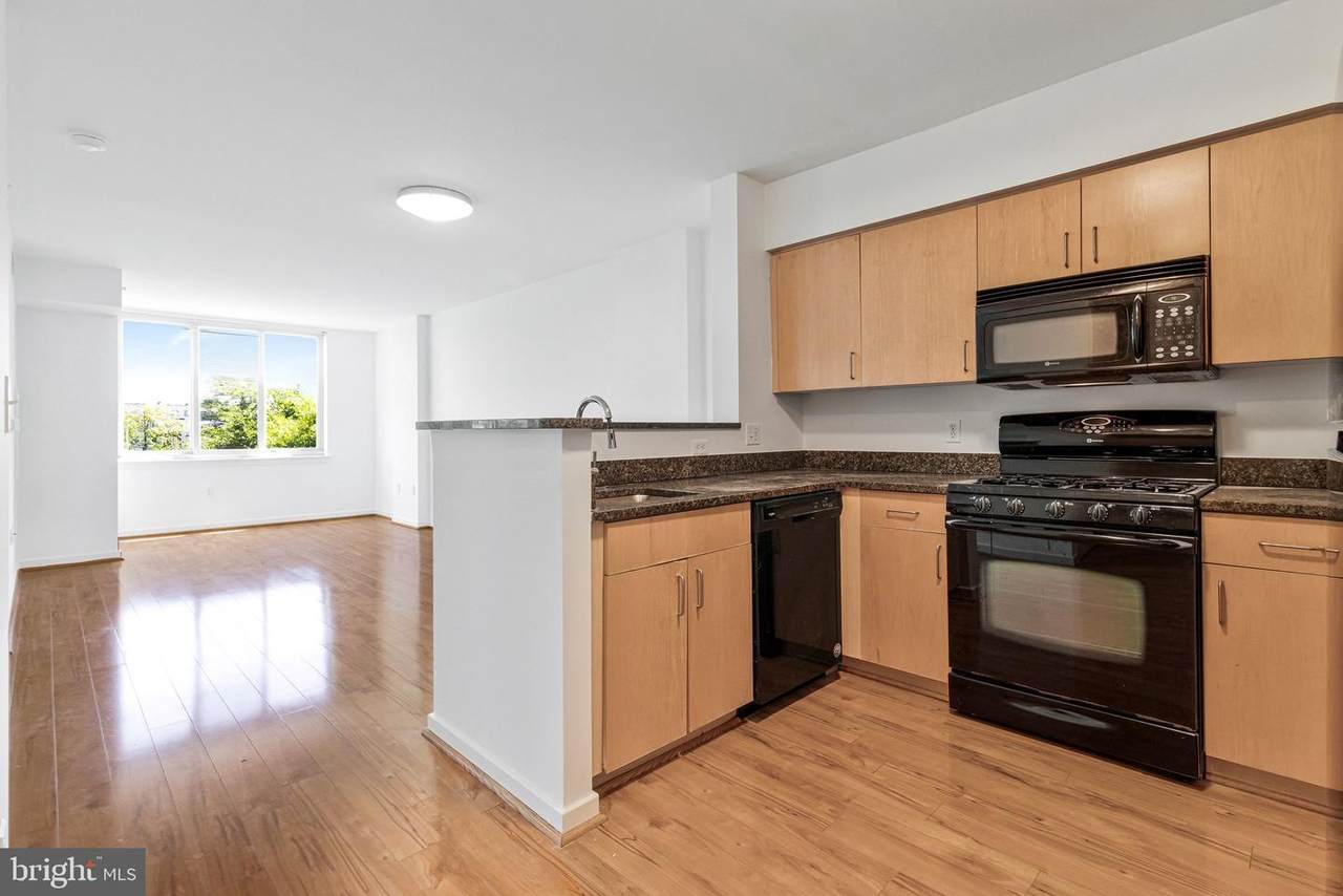 1000 New Jersey Avenue - Photo 1