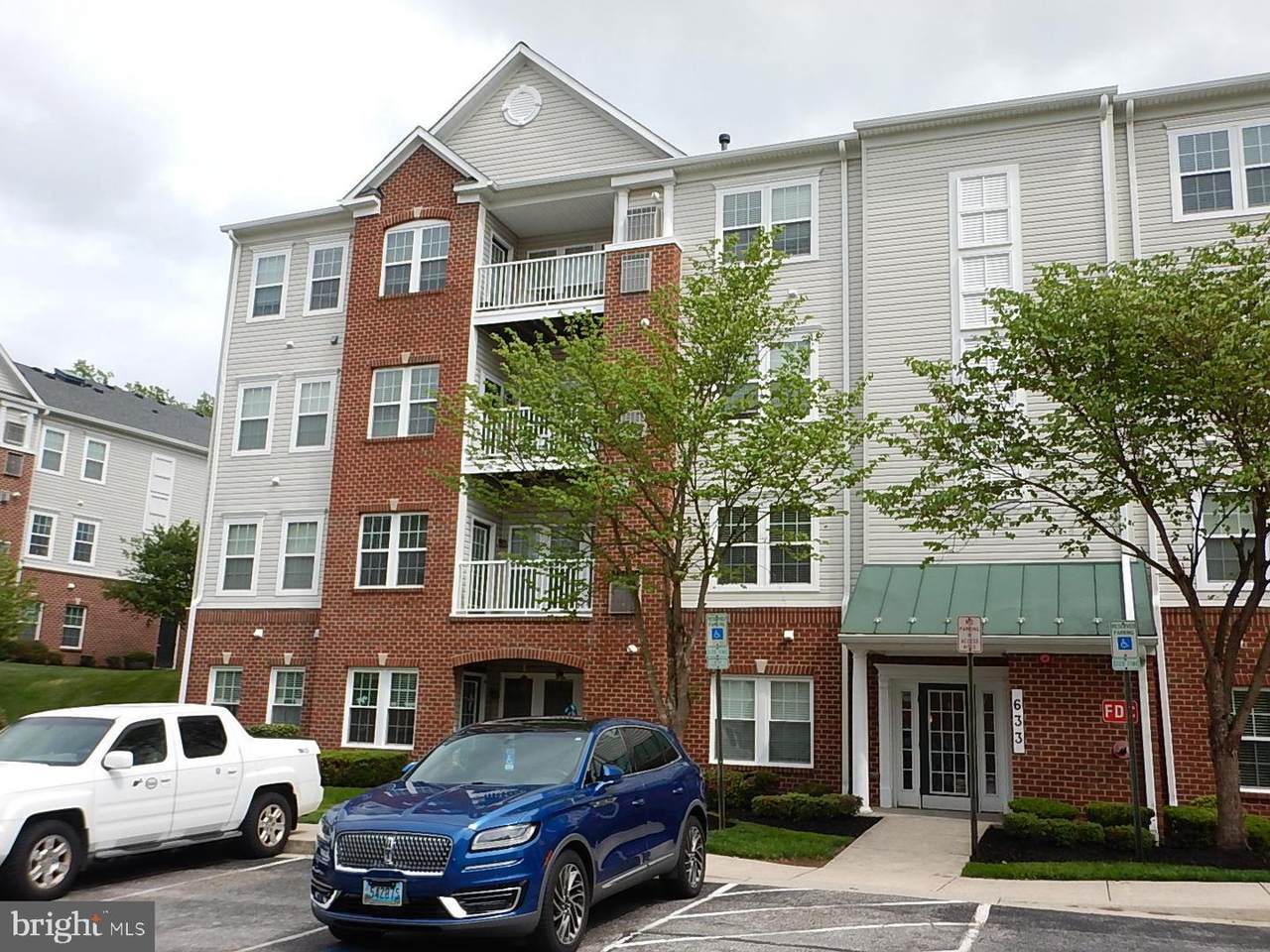 633 Wallingford Road - Photo 1