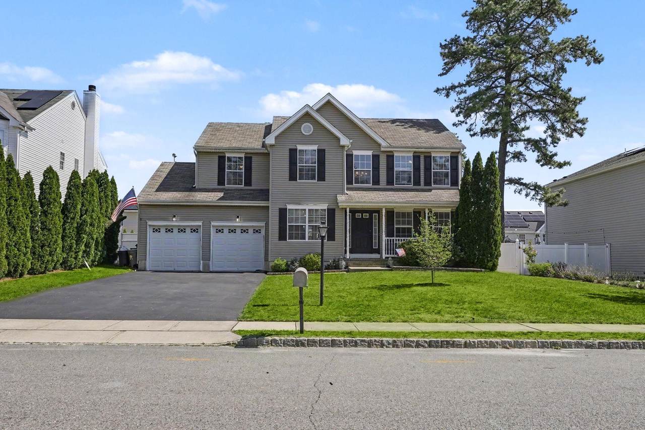 8 Avalon Ave. - Photo 1
