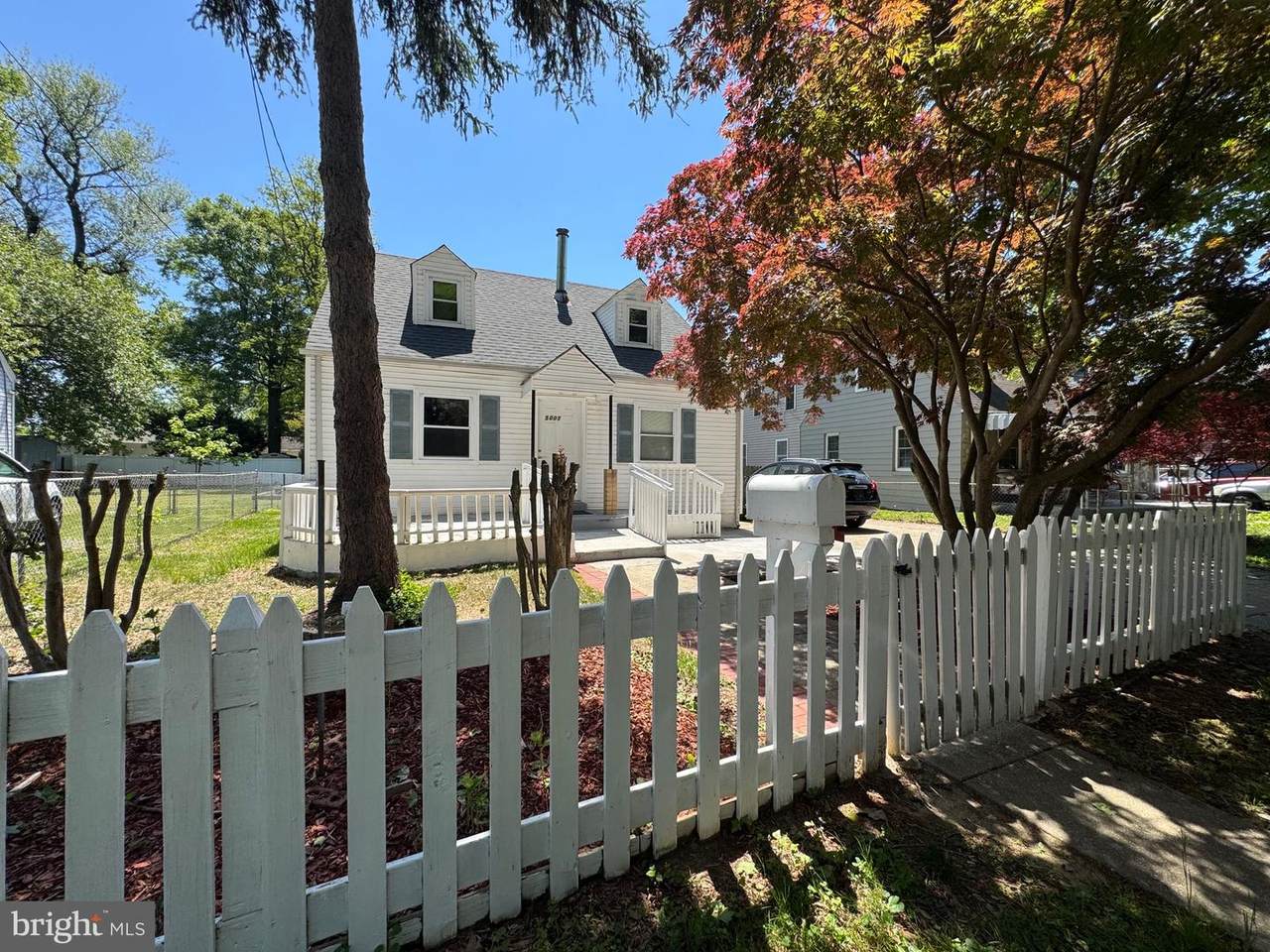 5007 Oglethorpe Street - Photo 1