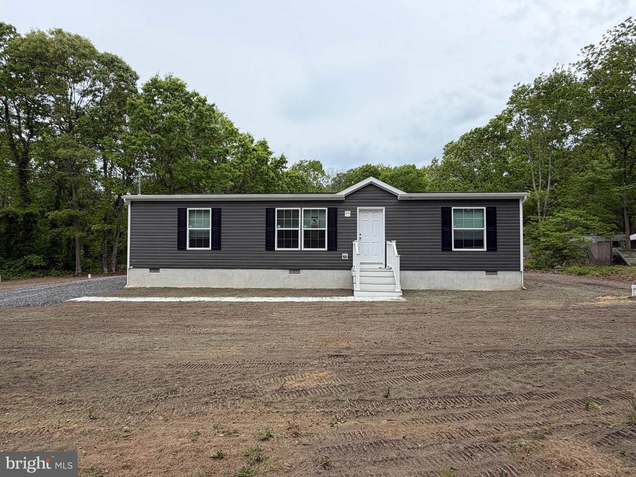 433 Poplar Road - Photo 1