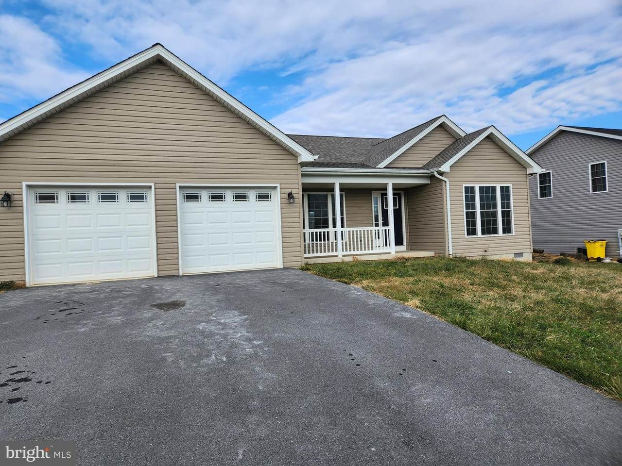 537 Spyglass Drive - Photo 1
