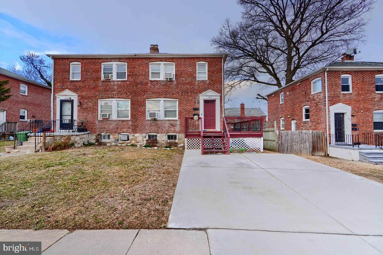 2906 Clearview Avenue - Photo 1