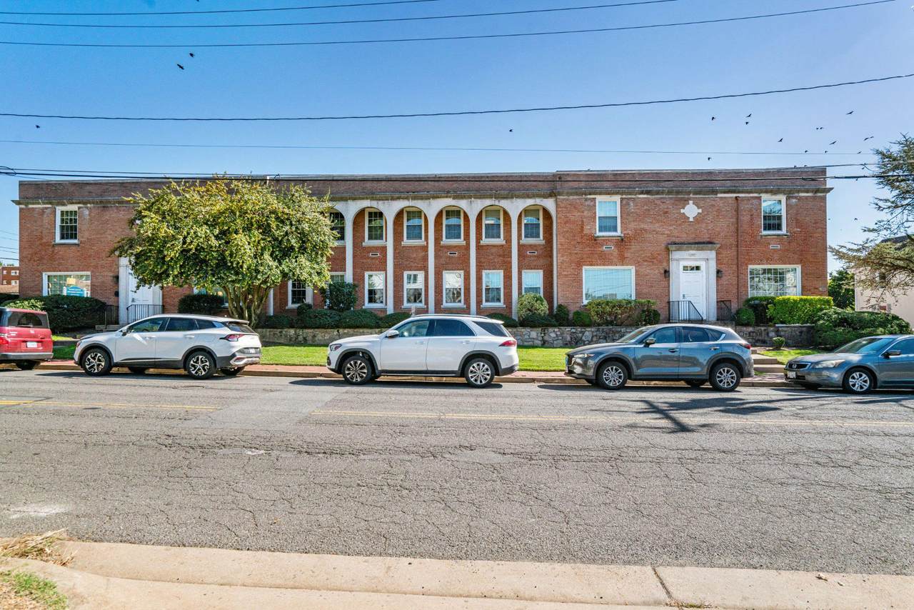 140 Little Falls Street - Photo 1