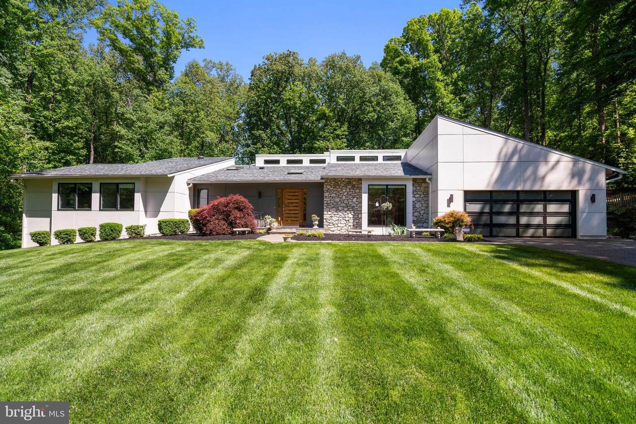 6825 Capri Place - Photo 1