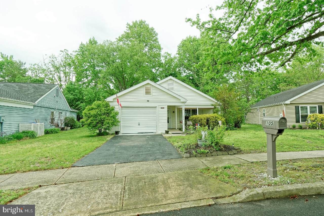 105 Buckingham Drive - Photo 1