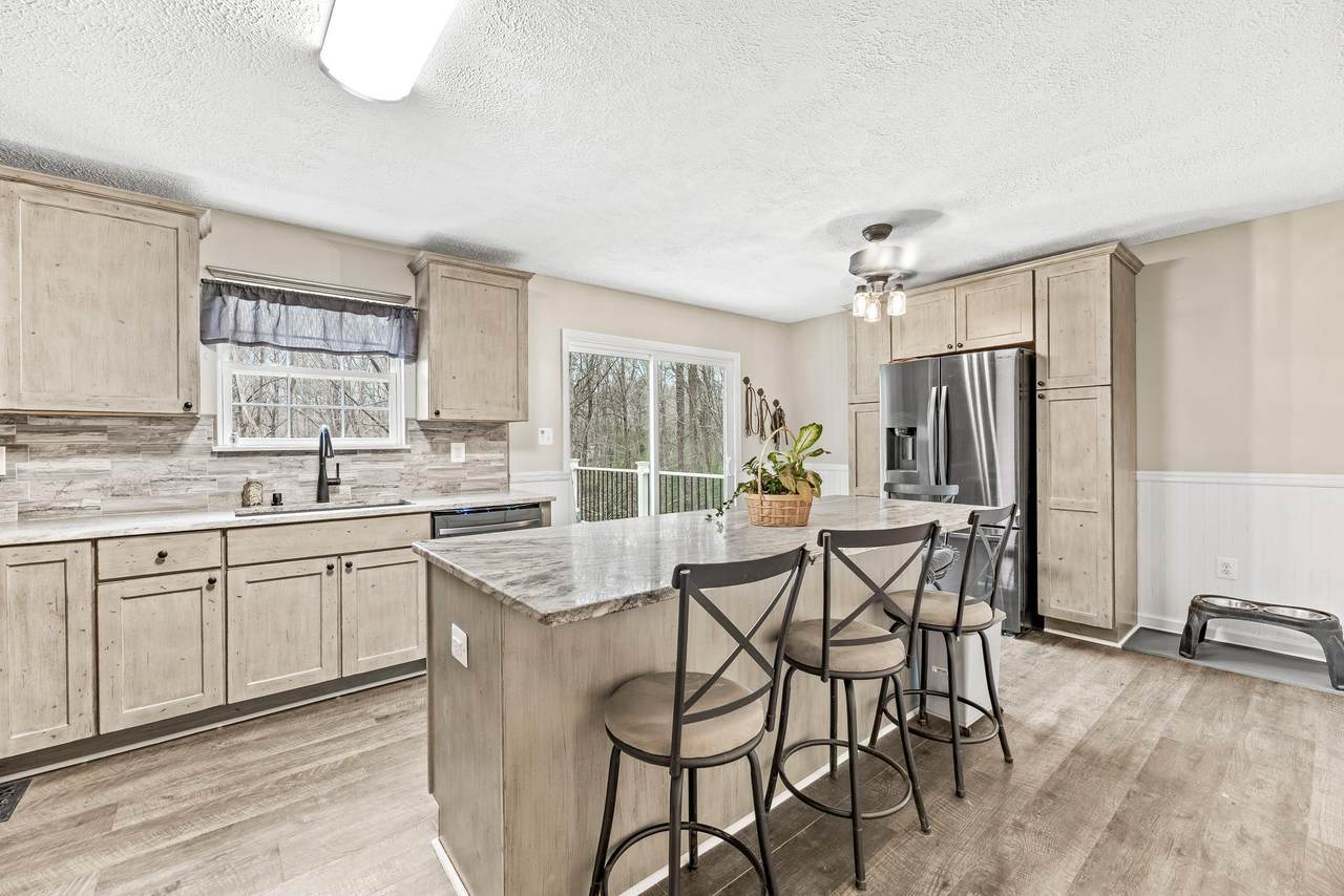 3035 Mandela Court - Photo 1
