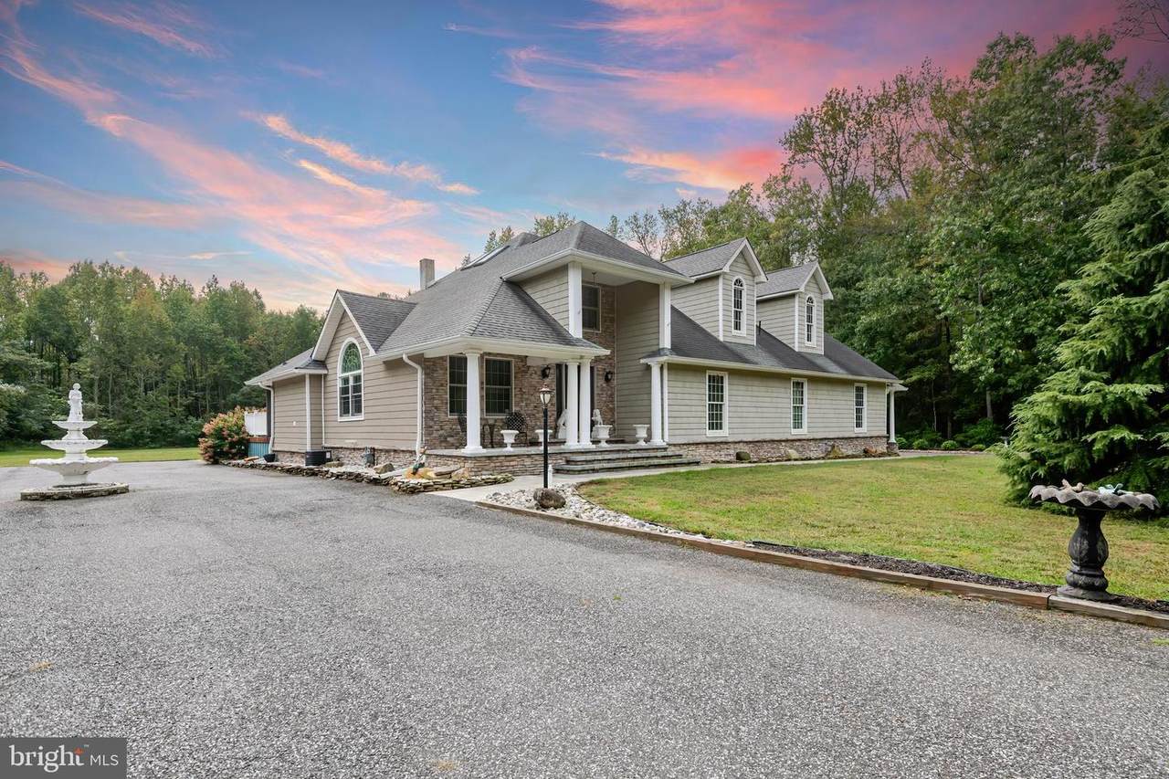 3635 Maple Avenue - Photo 1
