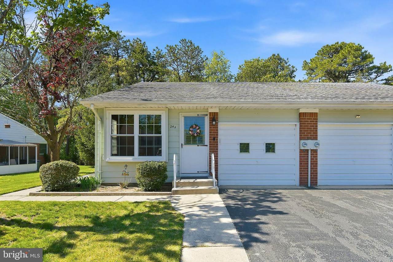 24 Salem Drive - Photo 1