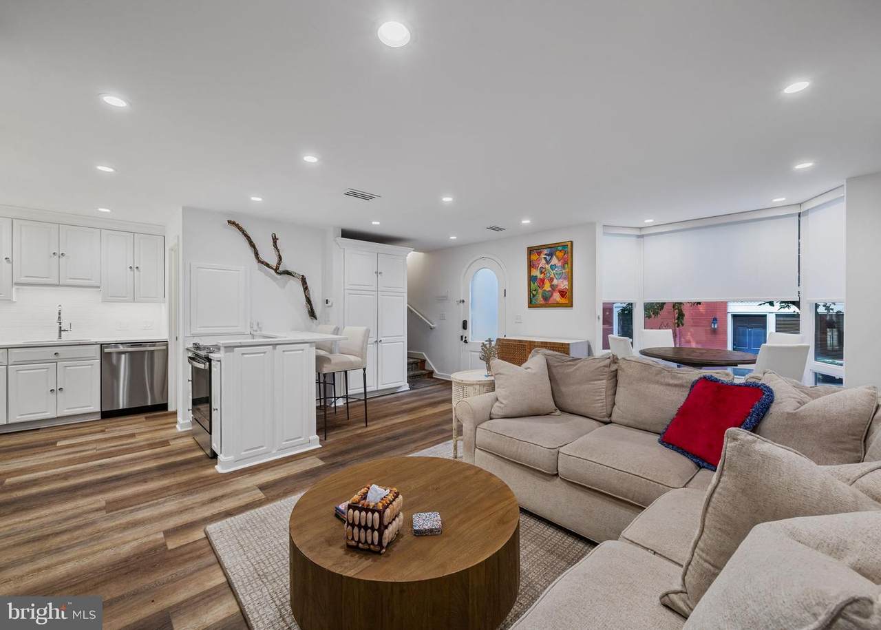 2027 Chancellor Street - Photo 1