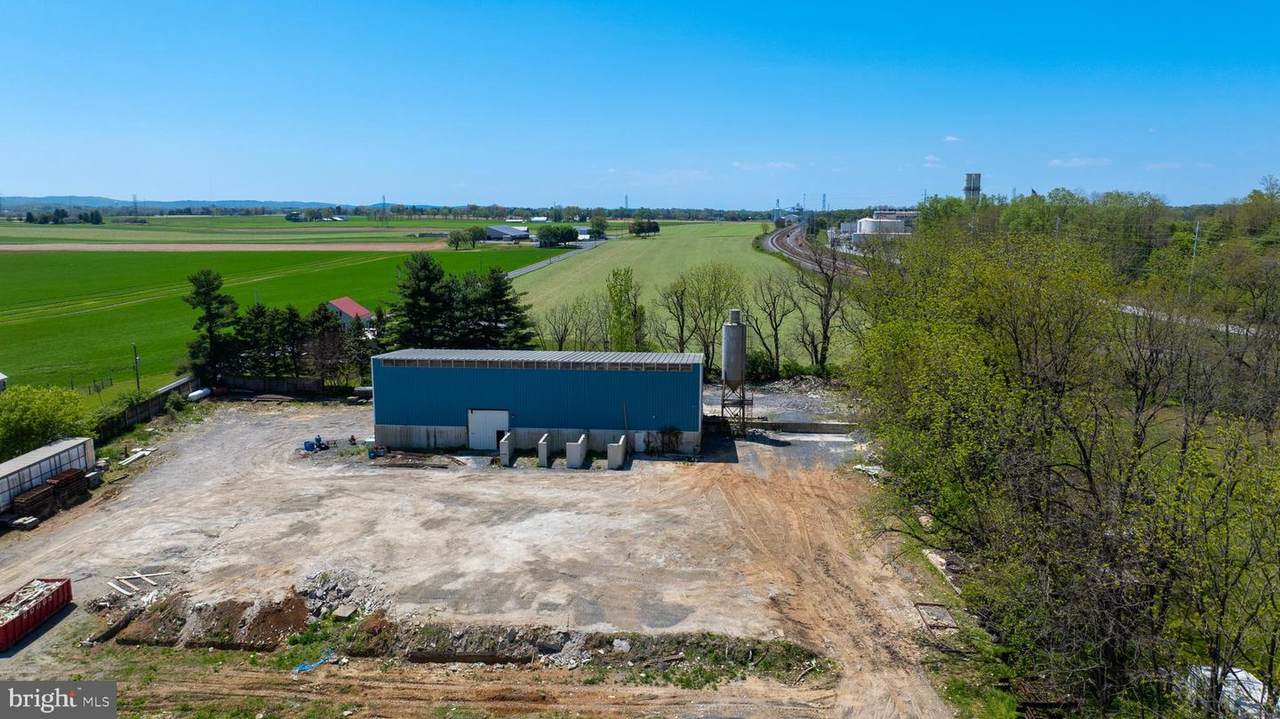 2555 King Street - Photo 1