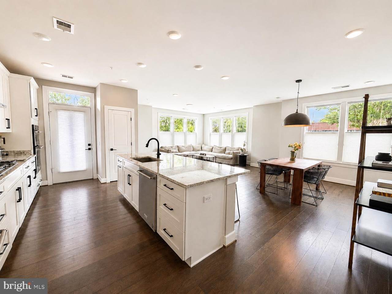 11200 Reston Station Boulevard - Photo 1