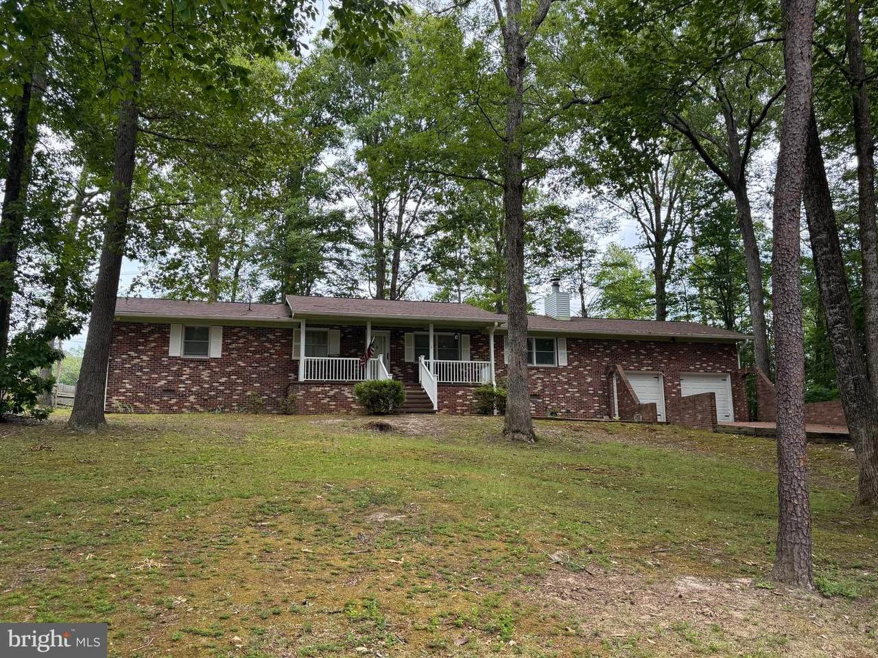 5 Greenridge Drive - Photo 1