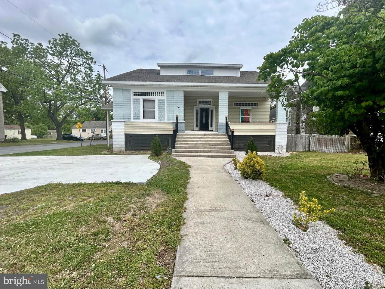 307 Main Street - Photo 1