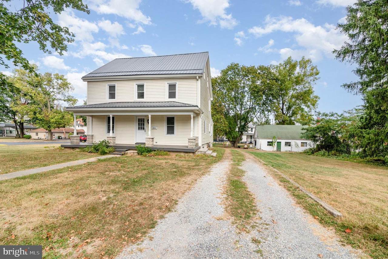 3311 Chestnut Street - Photo 1