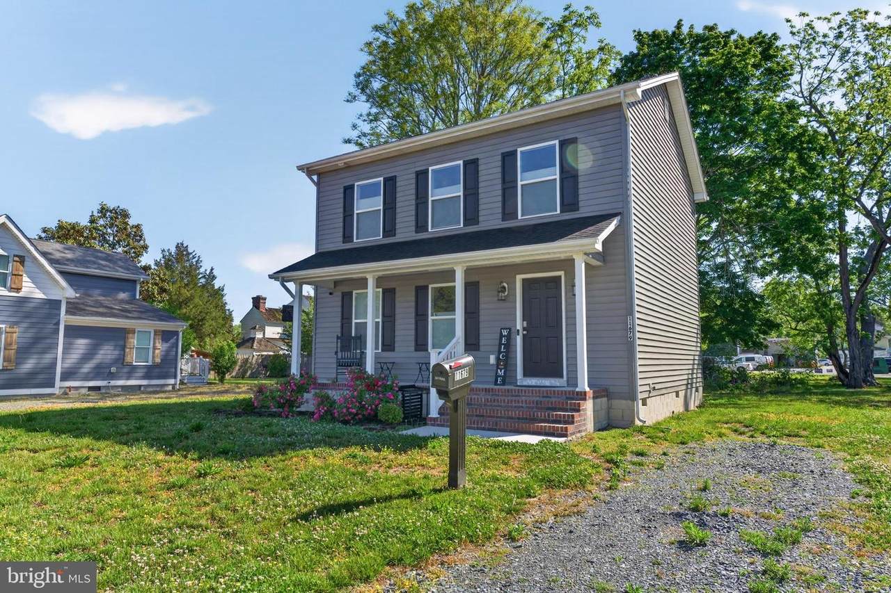 11679 Beckford Avenue - Photo 1