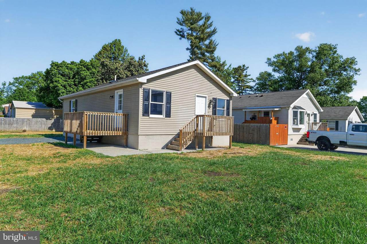 13218 Rivervan Avenue - Photo 1