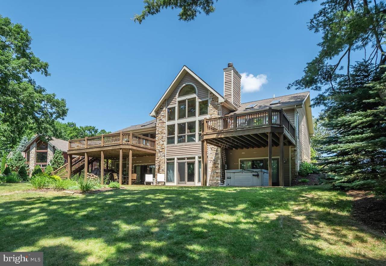 316 Moonrise Drive - Photo 1