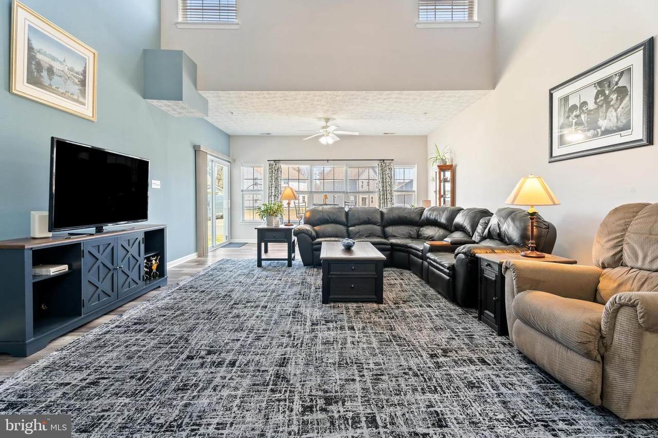 9559 Wedge Way - Photo 1