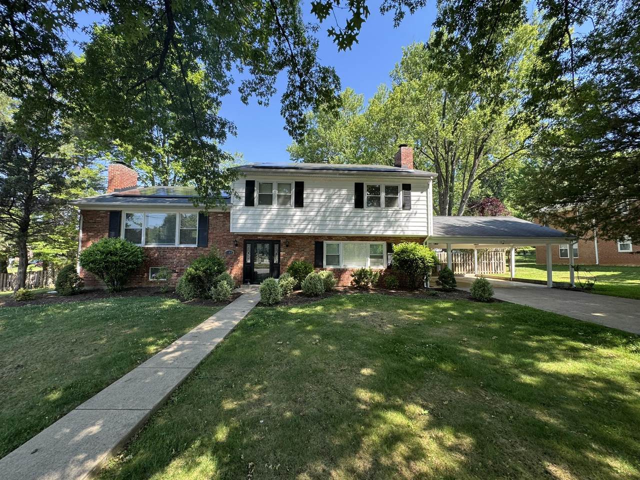 1100 Maple Avenue - Photo 1