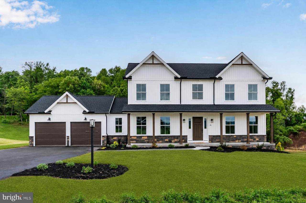 56 Pinetree Drive - Photo 1