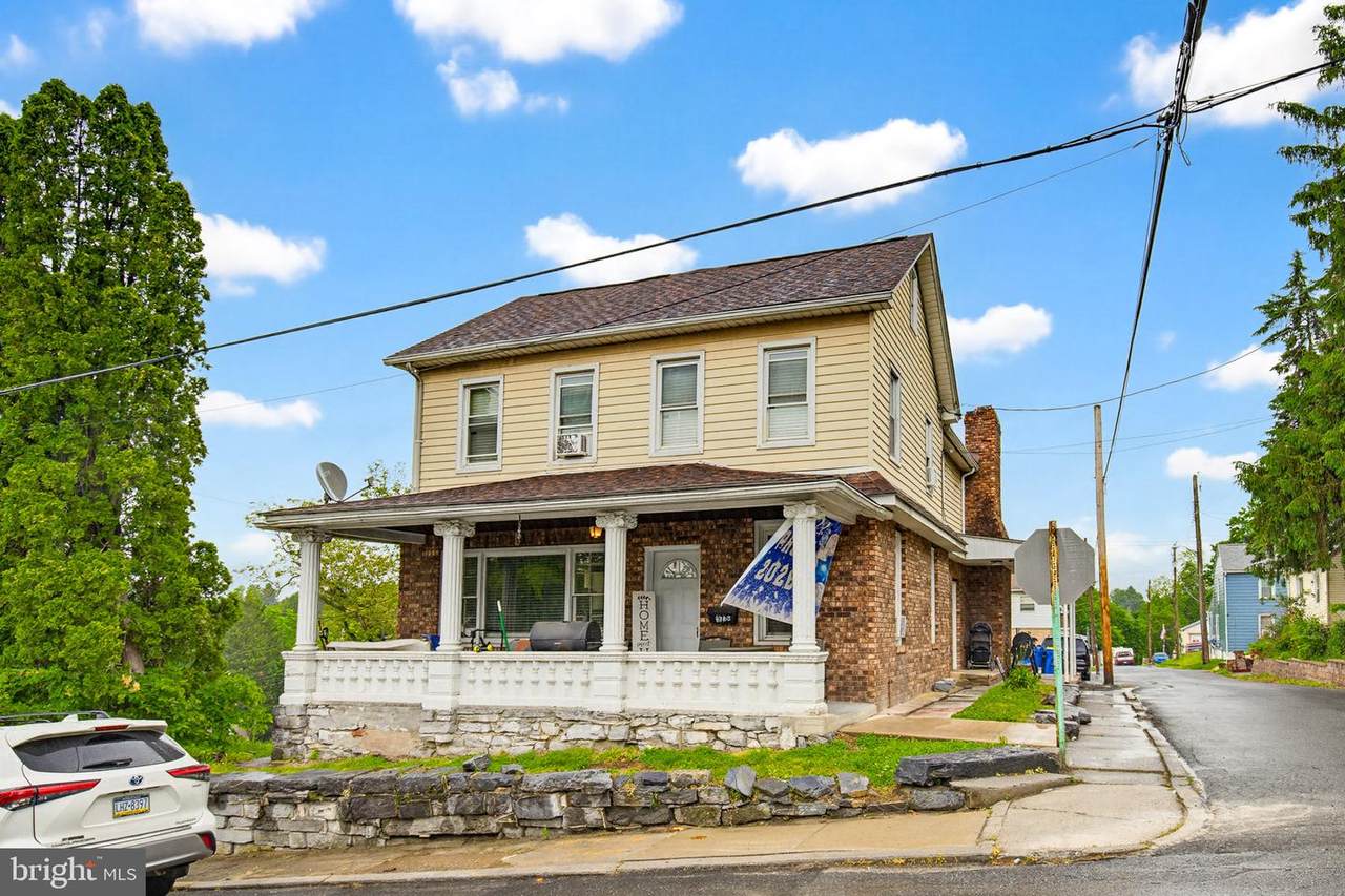 502 2ND Street - Photo 1
