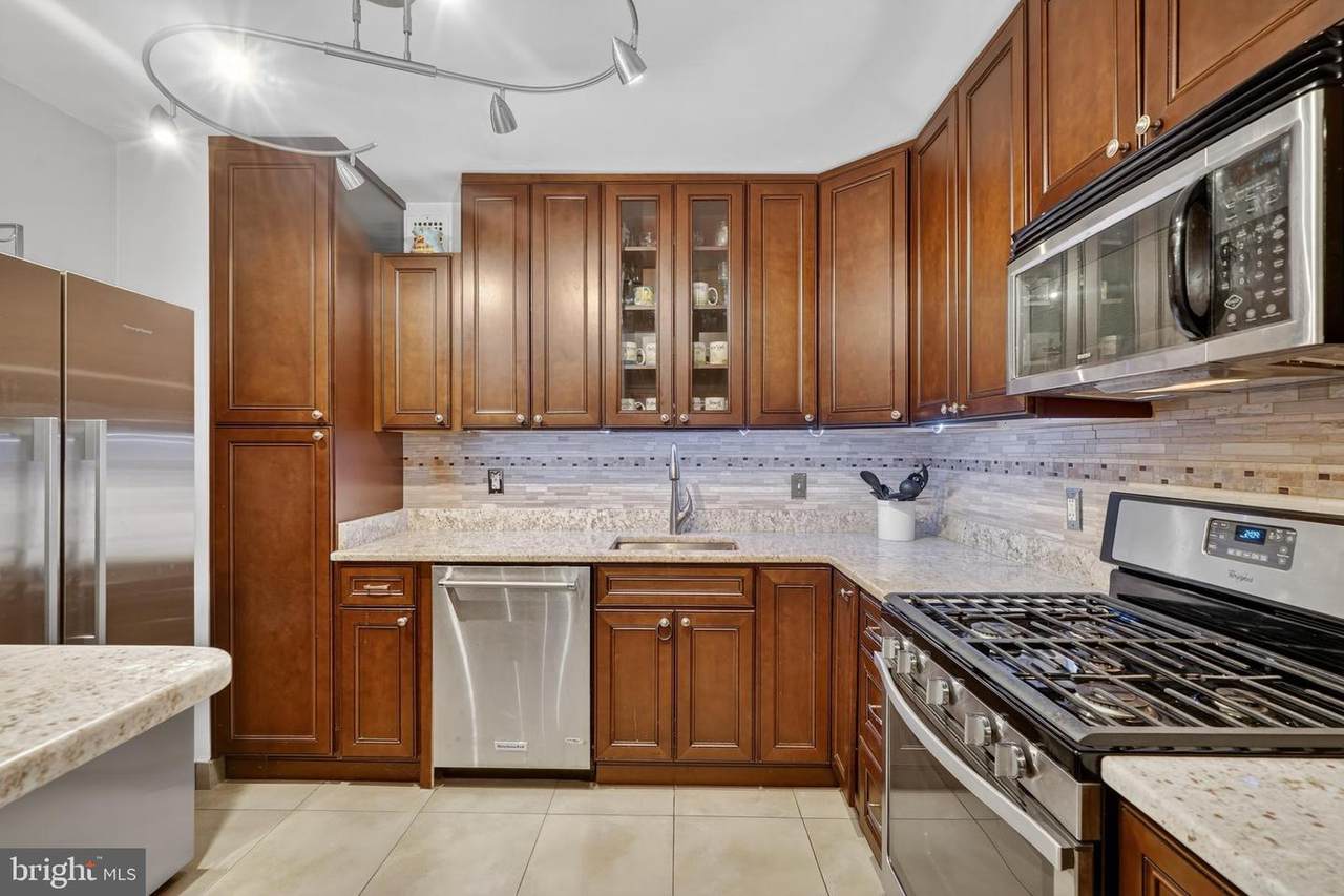 3001 Veazey Terrace - Photo 1