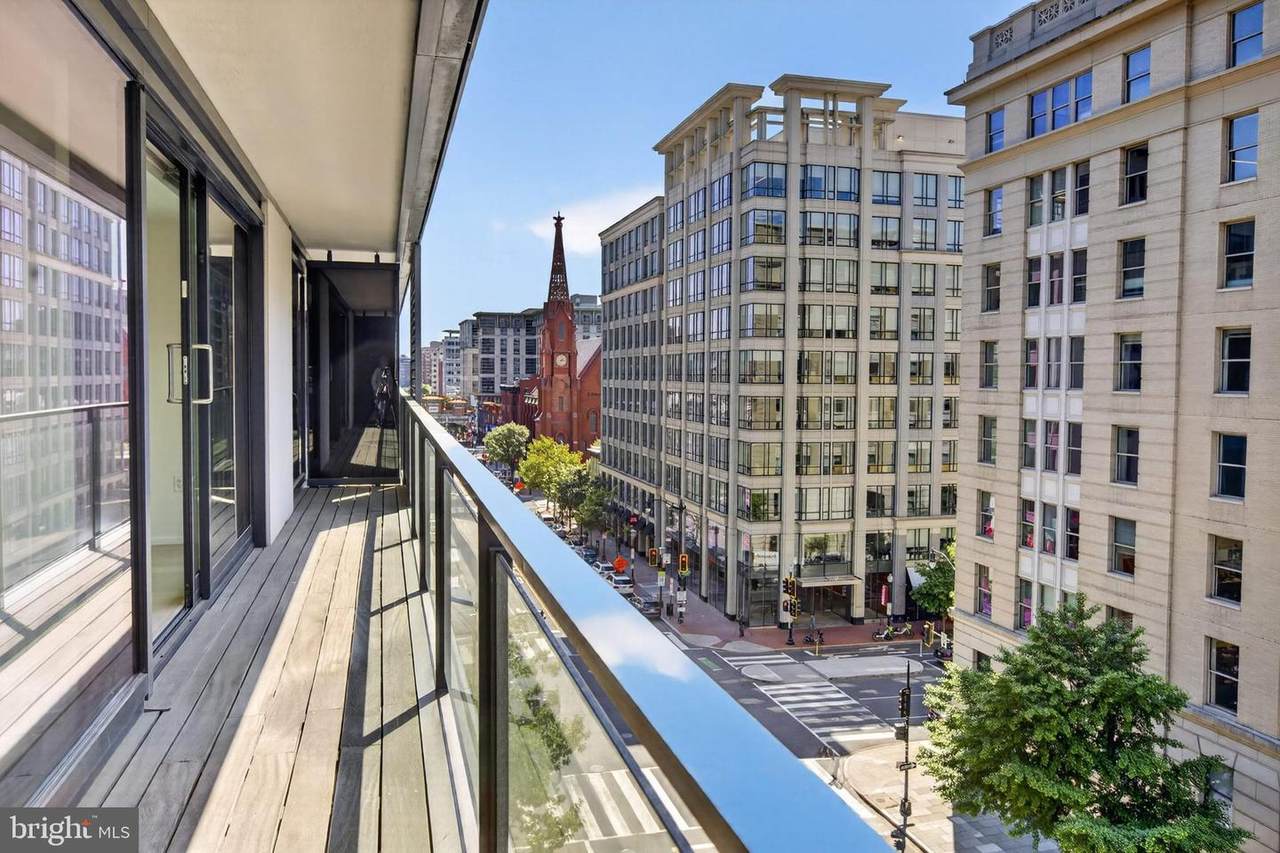 925 H Street - Photo 1